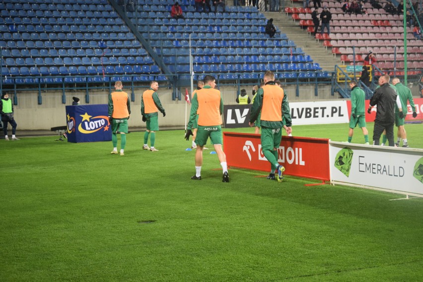 PKO Ekstraklasa. Wisła Kraków - Radomiak Radom 0:1. Gol Karola Angielskiego z rzutu karnego. Sto lat dla Leandro Rossi (ZOBACZ ZDJĘCIA)