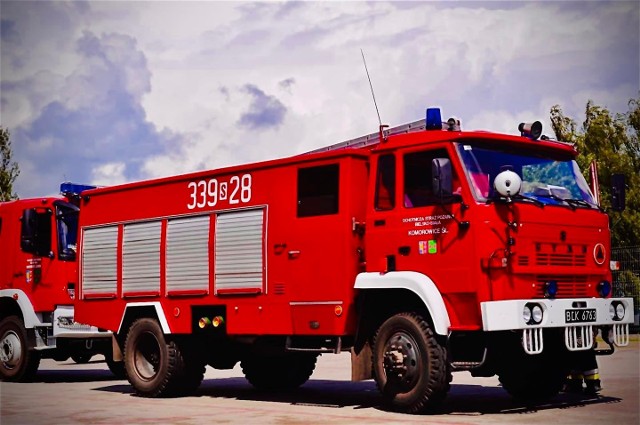 Strażacy z Bielska-Białej i powiatu bielskiego przekazują sprzęt swoim kolegom z Ukrainy. OSP Komorowice Śląskie zdecydowała, że odda swój samochód pożarniczy.