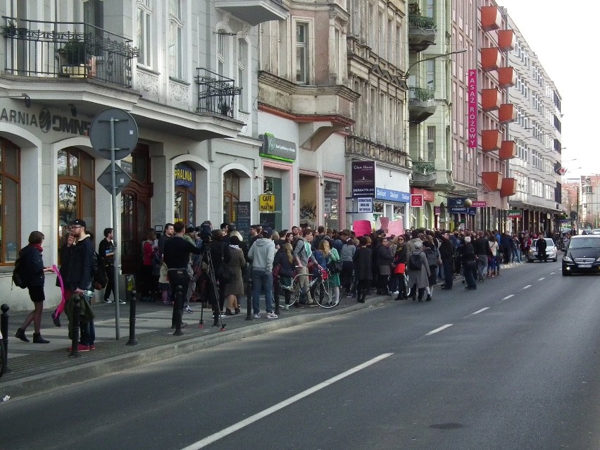 Poznań: Protest przeciw całkowitemu zakazowi aborcji