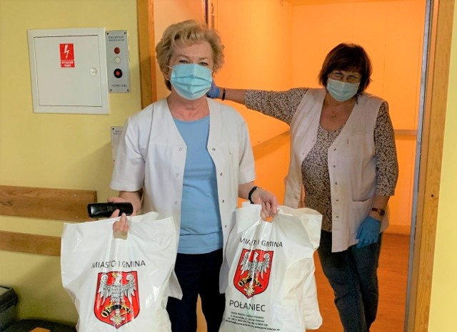 Gmina Połaniec przekazała maseczki do miejscowego Centrum Medycznego