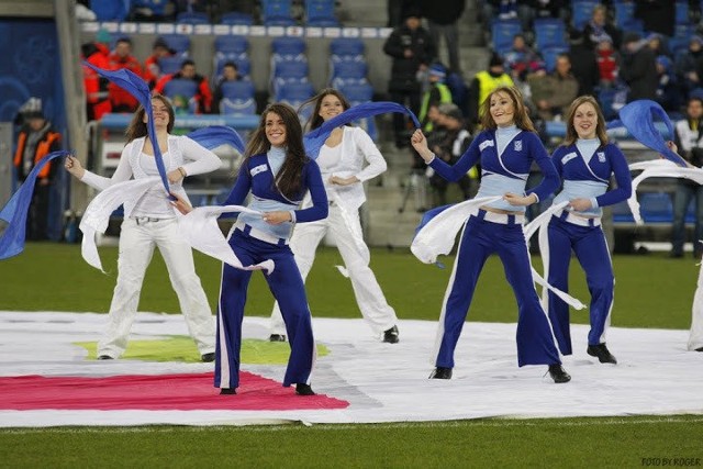 Kolejorz Girls na meczu Lech Poznań - Polonia Warszawa