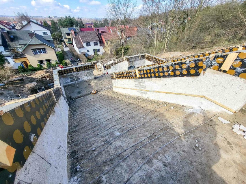 Trwa remont schodów widokowych na ul. Górnej w Słupsku.