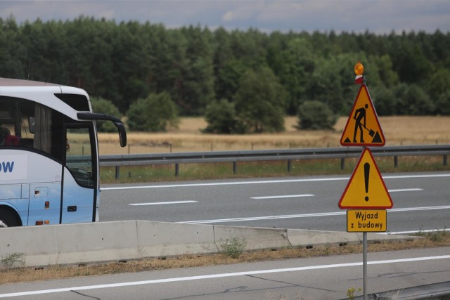 15 milionów złotych otrzymają wielkopolskie samorządy z Funduszu Dróg Samorządowych. Pieniądze trafią do dziewięciu gmin oraz powiatów.