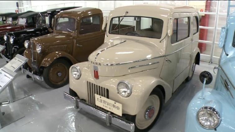 Imponujące muzeum Nissana. 270 zabytkowych aut pod jednym...