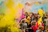Fabryka Pełna Życia zorganizowała w Dąbrowie Festiwal Kolorów Holiki i Targ na Zielonym