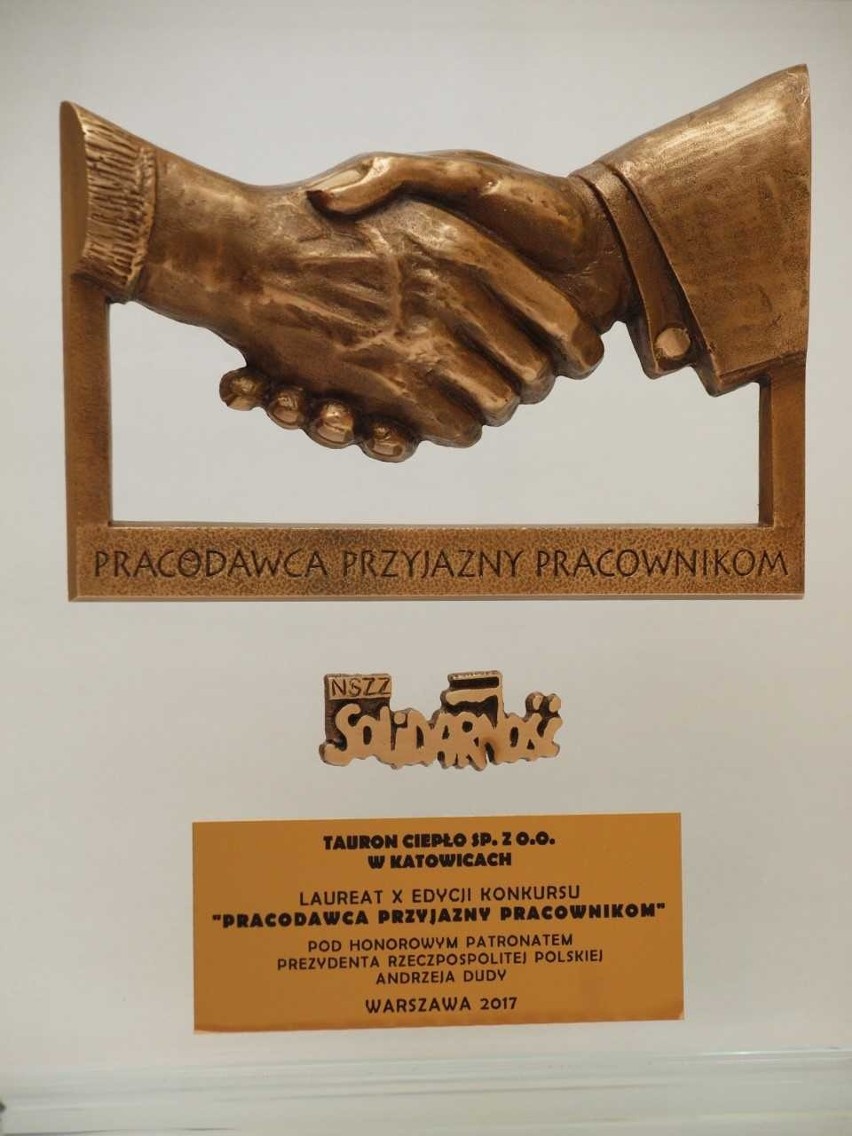 Prezes zarządu odebrał nagrodę z rąk prezydenta Andrzeja...