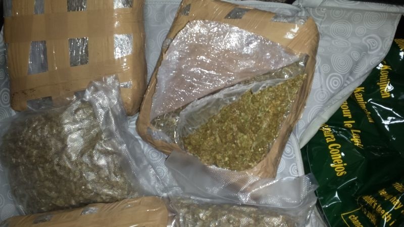 Narkotyki znalezione w walizce na dworcu w Kielcac