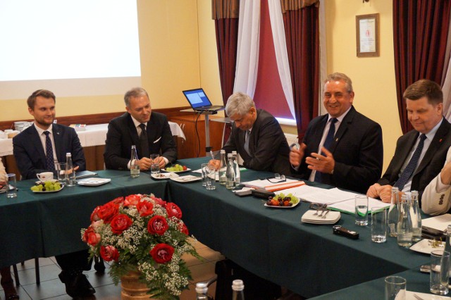 Wojewódzka Rada Dialogu Społecznego chce współpracy z parlamentarzystami ponad podziałami. Łatwo nie będzie