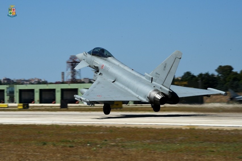 Włoscy lotnicy będą stacjonować w 22. Bazie Lotnictwa Taktycznego w Malborku. Mają wzmocnić wschodnią ścianę NATO
