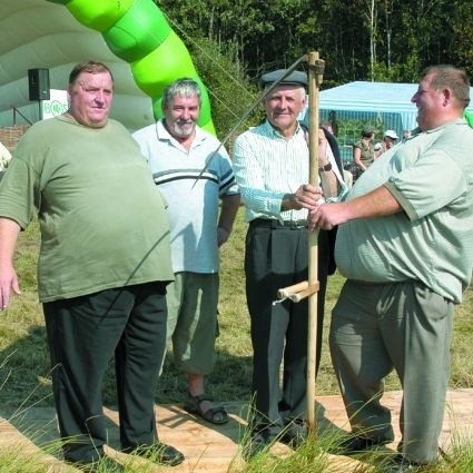 "Tubylcy&#8221; z okolic Trzciannego to "walne chłopy&#8221;, nie dają "wypchać się sianem&#8221;. Nerwów też nie potrafią trzymać na postronku.