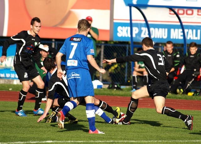 Jak to w derbach na boisku było sporo walki