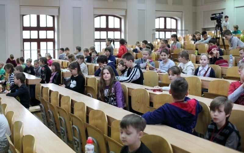 Kolejny semestr Łódzkiego Uniwersytetu Dziecięcego przy Politechnice Łózkiej [zdjęcia]