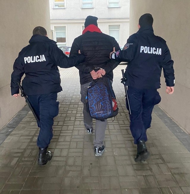 Policjanci zatrzymali 57-letniego sprawcę kradzieży. Grozi mu do pięciu lat więzienia.