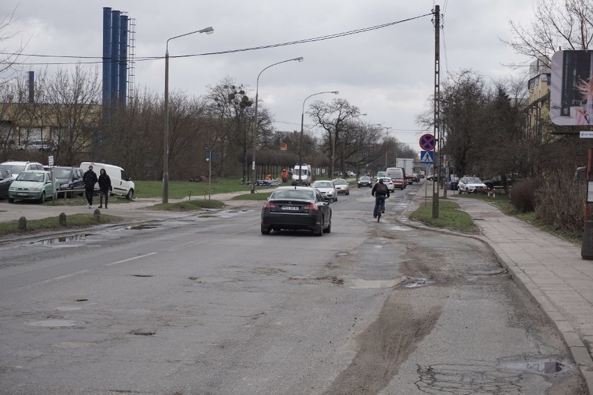 Od poniedziałku utrudnienia na ul. Obywatelskiej. Rusza kolejny etap remontu. Będą zmiany organizacji ruchu i rozkładów jazdy