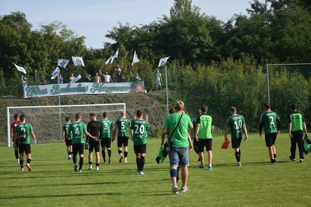 Budowlani Murzynowo sprawili wielką niespodziankę w regionalnym Fortuna Pucharze Polski.