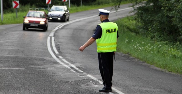 W poniedziałkowy ranek wpadło aż pięciu nietrzeźwych kierowców.