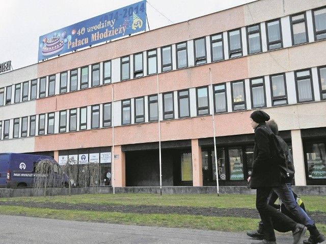 Remont budynku nie będzie możliwy bez wsparcia unijnego. Bydgoscy urzędnicy będą się starali, żeby pieniądze na modernizację Pałacu Młodzieży zdobyć.