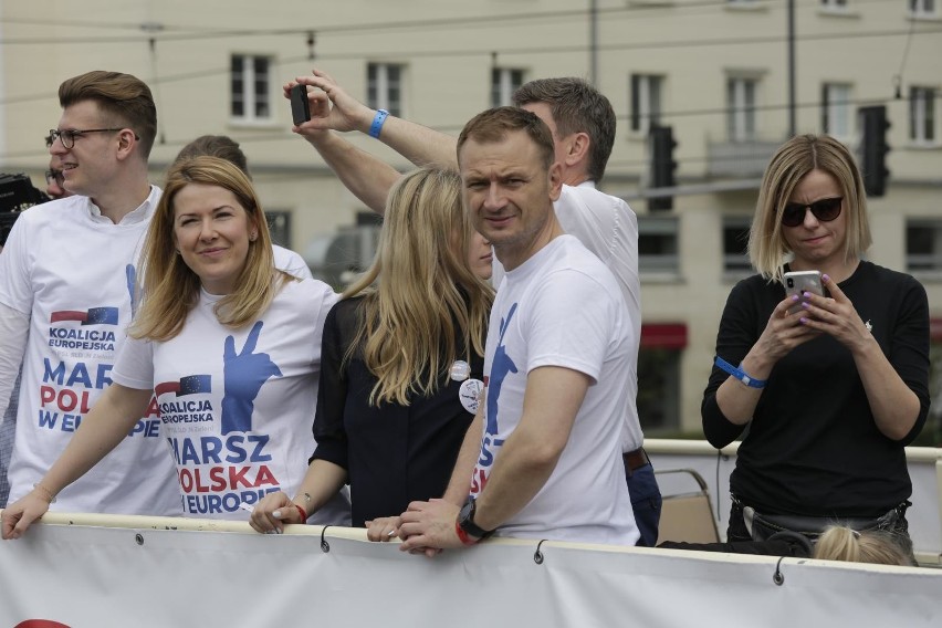 Marsz "Polska w Europie". Donald Tusk wsparł Koalicję...