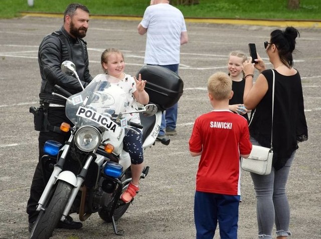 30 maja br. (niedziela) Miasteckie Stowarzyszenie Motocyklowy Gryf i partnerzy zapraszają na Dzień Dziecka. Impreza rozpocznie się o godz. 13. Miejsce to „kaczy dołek” (plac przy ul. Dworcowej).