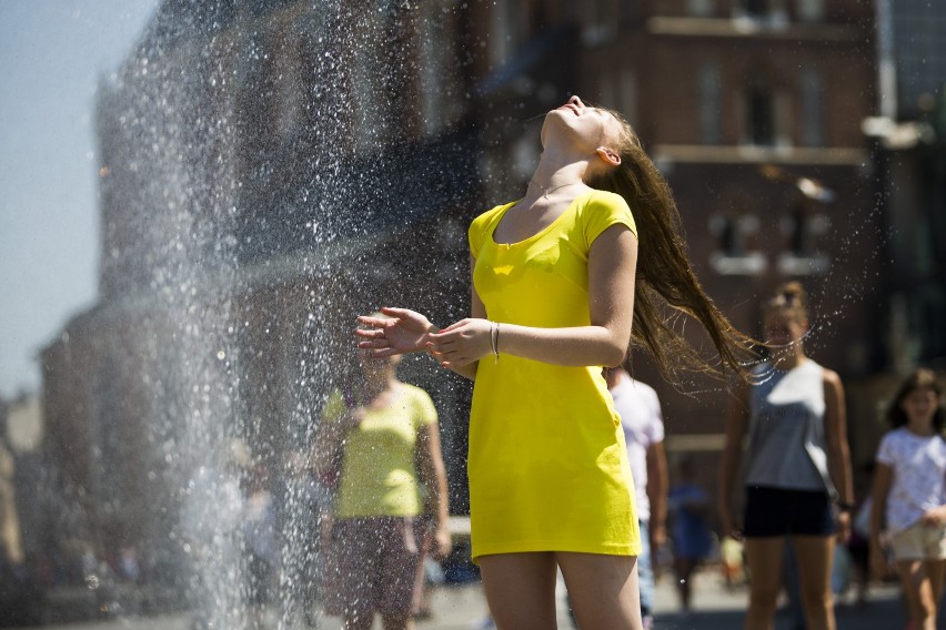 Maksymalnie temperatury miejscami sięgną nawet 36 stopni...