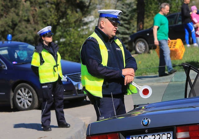 W ramach akcji „Majowy weekend” policjanci prowadzą wzmożone kontrole na drogach