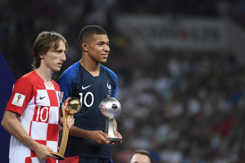 Luka Modrić i Kylian Mbappe