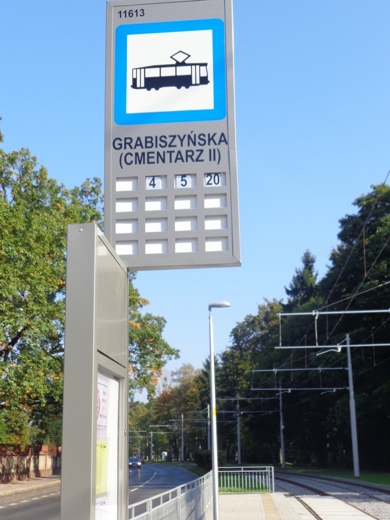 Wrocław: Tramwaje wróciły na Oporów (ZDJĘCIA)