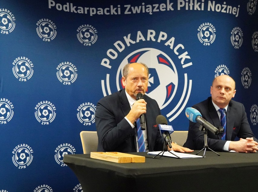 Prezes Podkarpackiego ZPN-u jest zadowolony ze zmiany loga.