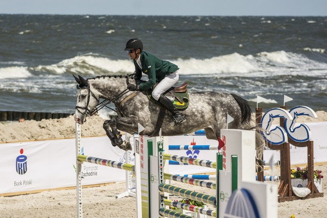 CAVALIADA Summer, czyli drugie na świecie – po Miami na Florydzie – międzynarodowe wydarzenie jeździeckie odbędzie się 22-25 czerwca br. na plaży w Świnoujściu.