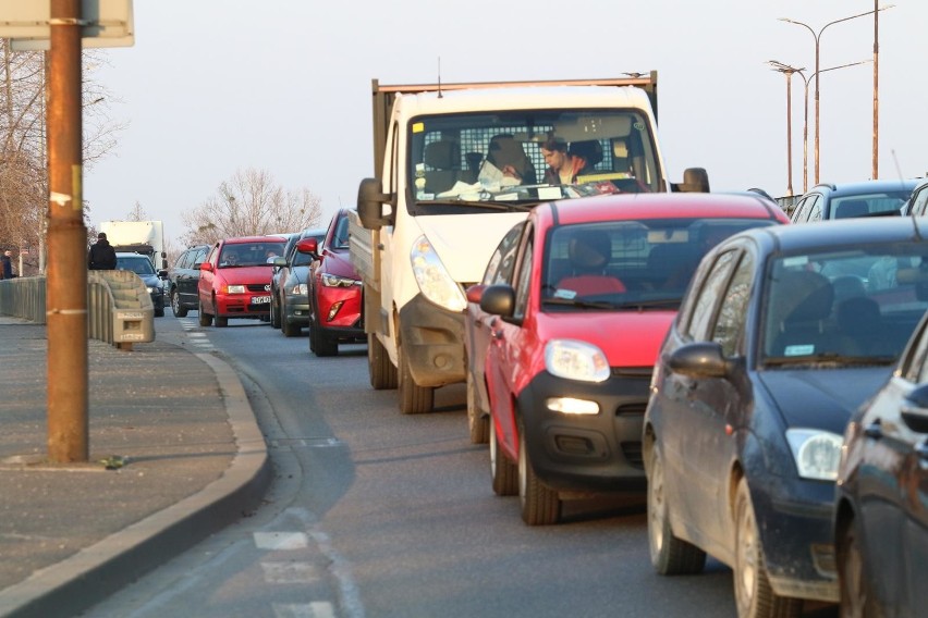 1 lipca wejdą w życie zmiany w Kodeksie Drogowym. Zdaniem...