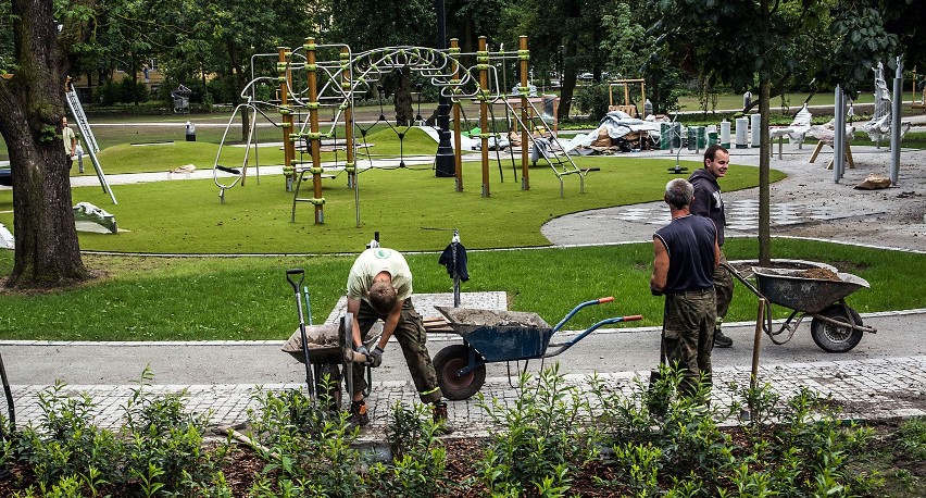 Wielkimi krokami nadchodzi moment oddania parku Jana Kochanowskiego