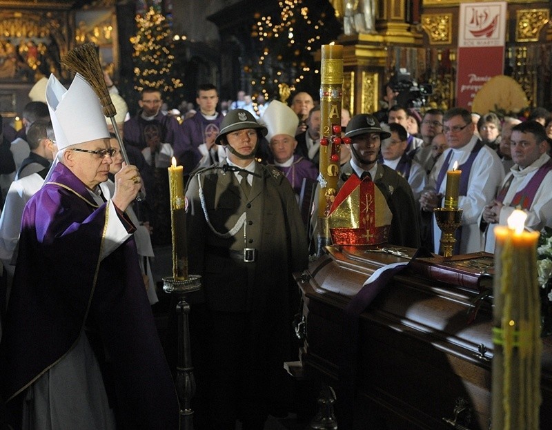 Uroczystości pogrzebowe abp Ignacego Tokarczuka w...