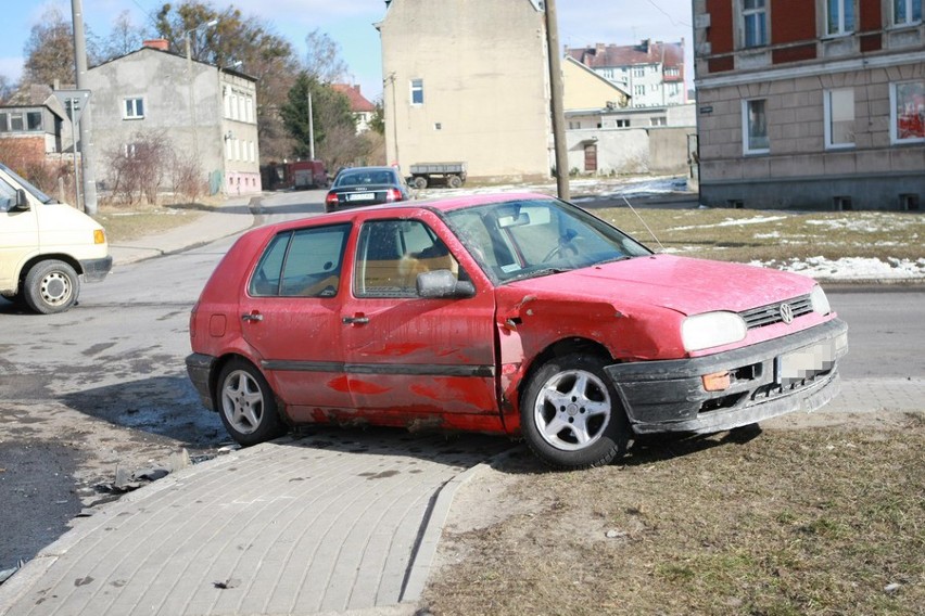 Kolizja na Dąbrówki w Słupsku
Kolizja na Dąbrówki w Słupsku