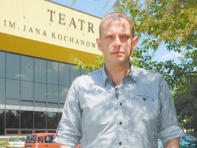 dyrektor Teatru im. Jana Kochanowskiego w Opolu.