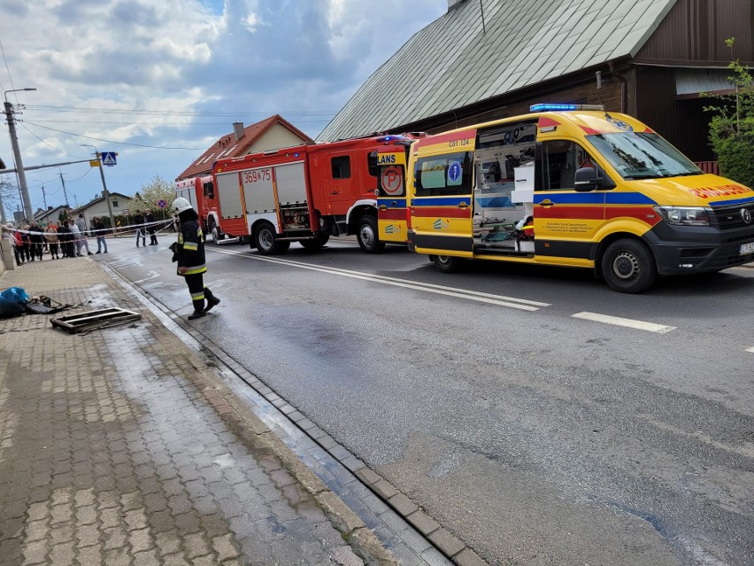 Pożar w kamienicy parterowej przy ul. Kościuszki w Kowalu