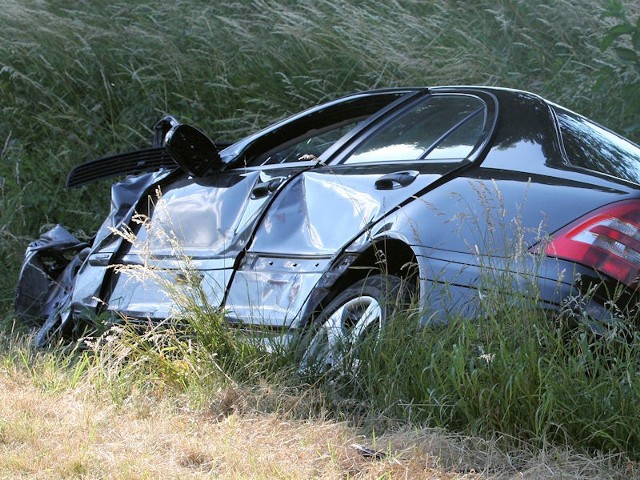 Fatalne warunki na lubuskich drogach. Mgła ogranicza widoczność. Są zabici.