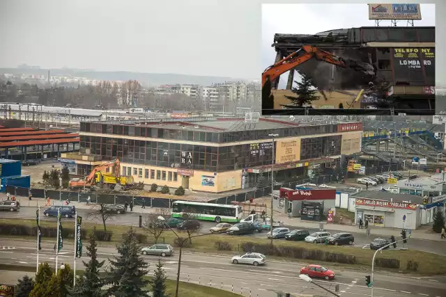Zobacz, jak wyglądała rozbiórka dworca PKS w Białymstoku. Od samego początku do końca.