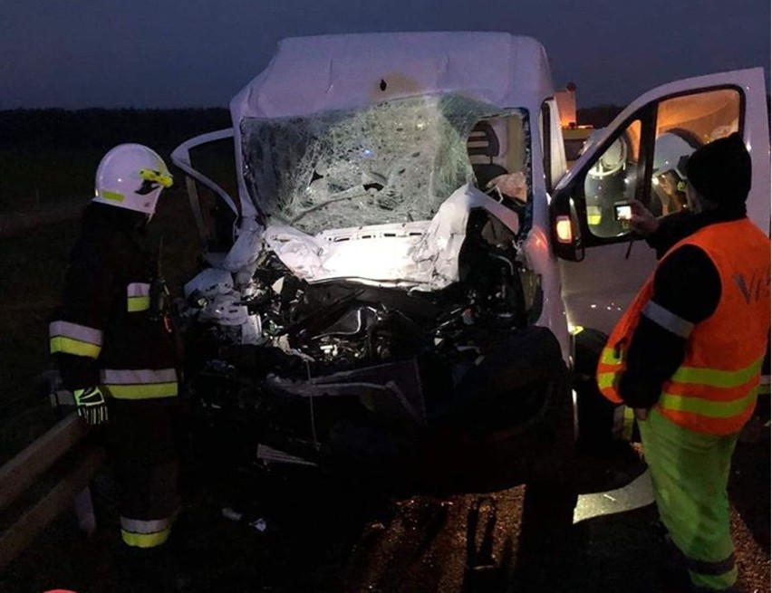 Ten wypadek wydarzył się w sobotę rano 04.01.2020 na A4 pod...