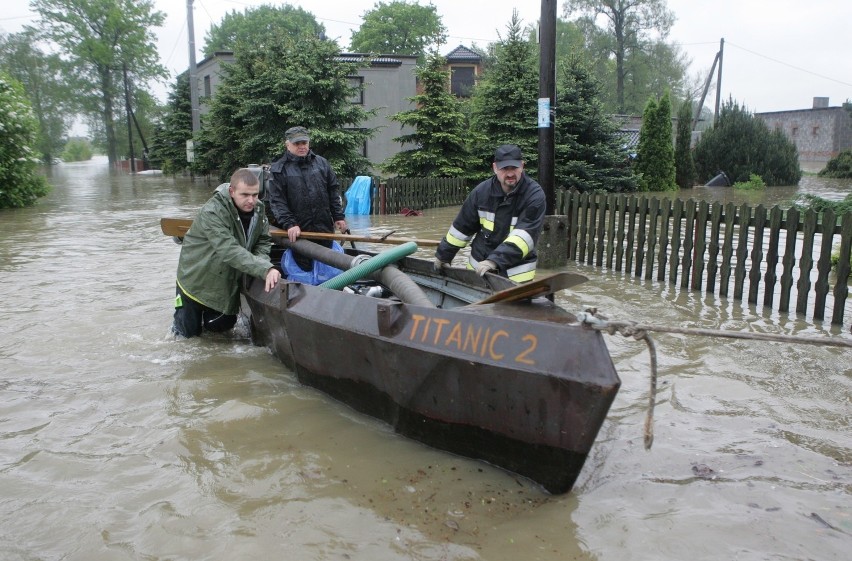 Powódź w Zabrzu Makoszowach w maju 2010 roku....