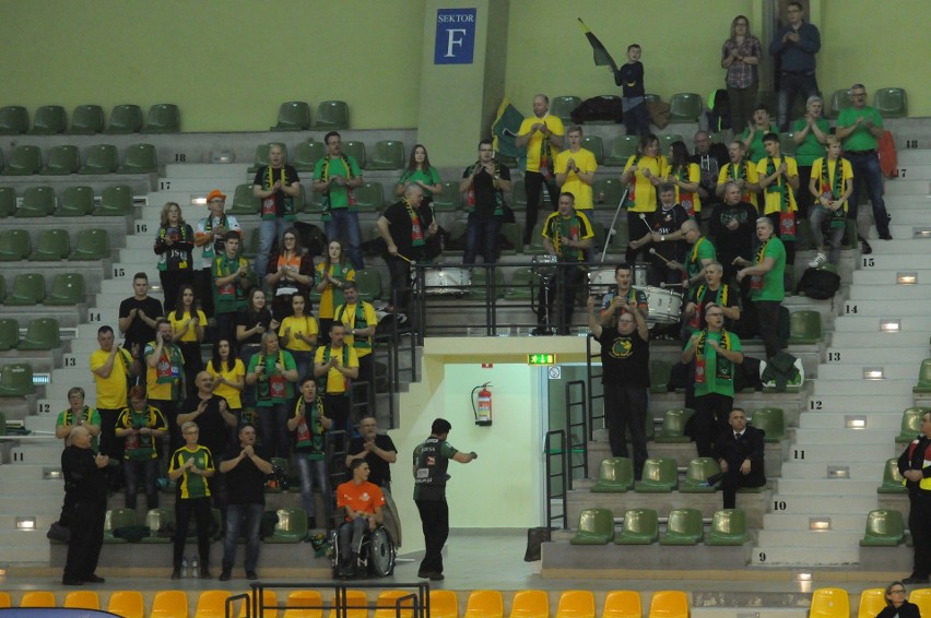 W sobotnim meczu PlusLigi Dafi Społem Kielce uległo w Hali Legionów w Kielcach Jastrzębskiemu Węglowi 0:3