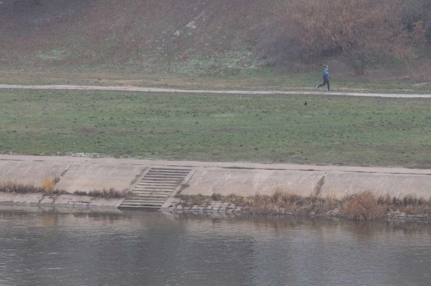 Prace obejmą oba brzegi rzeki na odcinku od mostu Przemysła...