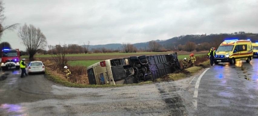 Do wypadku autobusu doszło w gminie Chełmno. Poszkodowanych...