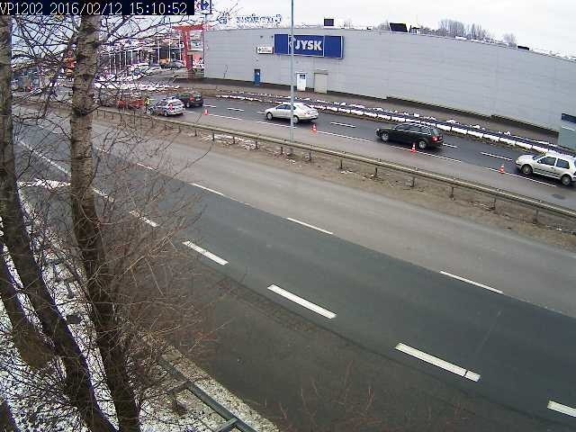 Wypadek w Olkuszu. Zablokowany jest lewy pas w kierunku Dąbrowy Górniczej.