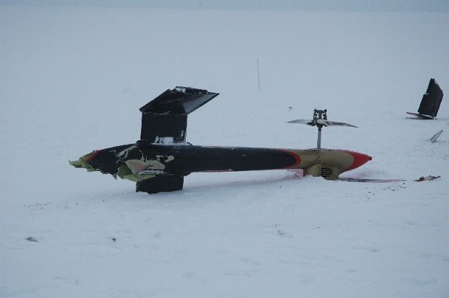 Wypadek helikoptera pod Olesnem. Bell 407 runąl na pole w gminie Gorzów Śląski.