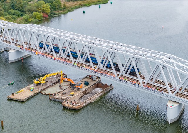 Koszt zadania to ponad 340 milionów złotych. Most będzie przebudowany do końca 2023 roku