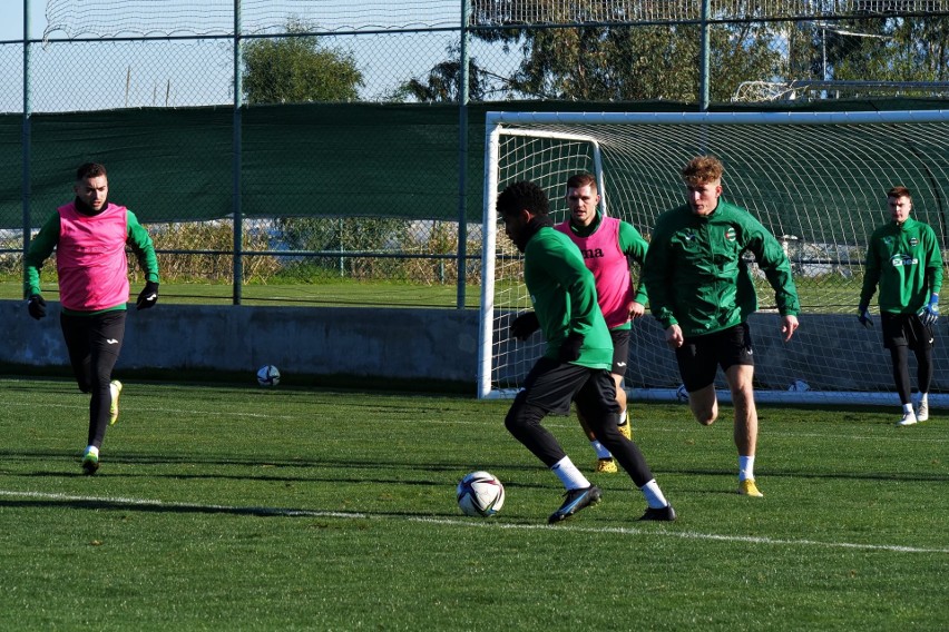 Radomiak ciężko pracuje na obozie w Turcji. We wtorek pierwszy sparing z serbskim ekstraklasowiczem FK TSC Backa Topola (Zobacz zdjęcia)