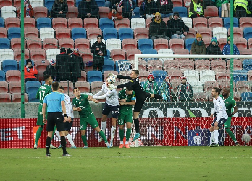 Trener Radomiaka Radom Mariusz Lewandowski po meczu z Górnikiem Zabrze: Cały zespół dobrze pracował w obronie. Do poprawy skuteczność