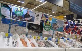  Auchan rezygnuje ze sprzedaży żywych karpi. Obrońcy praw zwierząt nie kryją radości