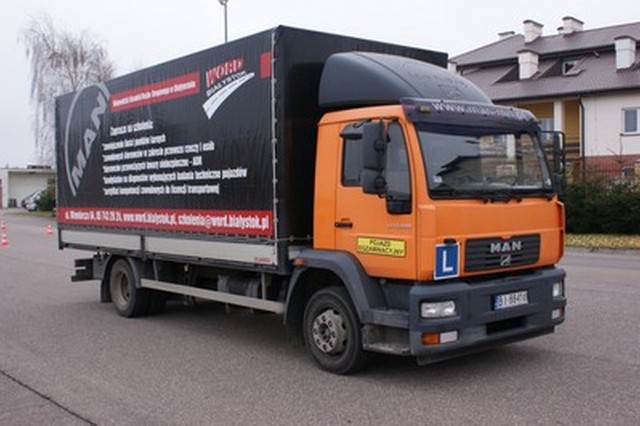 WORD Białystok sprzedaje pojazd ciężarowy MAN 12.220 4x2 LL