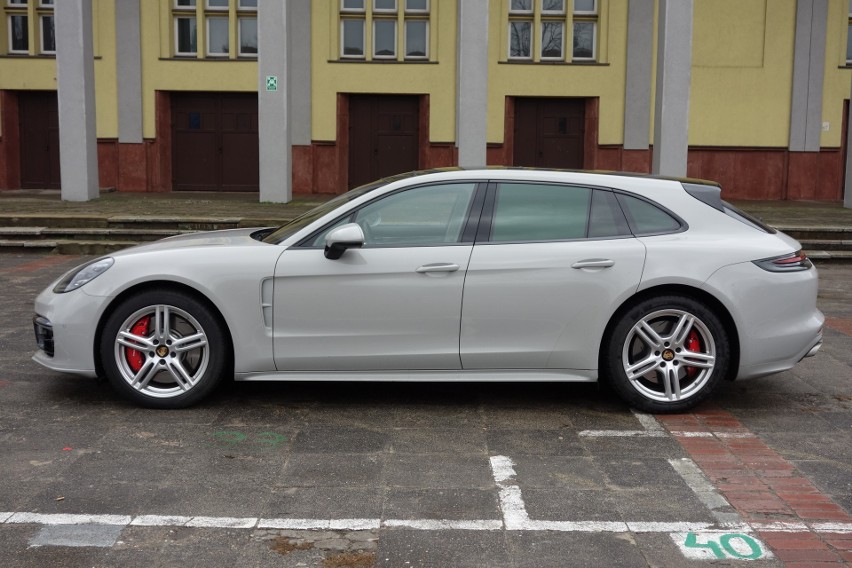 Porsche Panamera Sport Turismo...